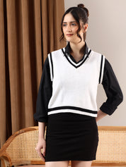 KOTTY Printed V Neck Casual Women White Sweater 