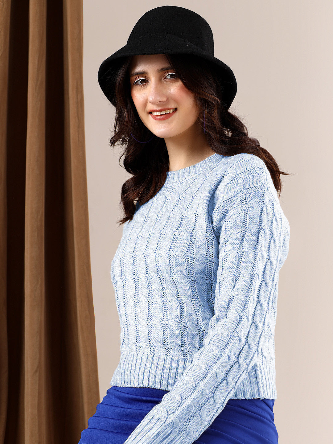 KOTTY Woven Round Neck Casual Women Blue Sweater 