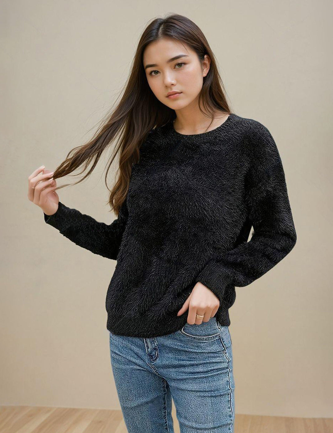 KOTTY Solid Round Neck Casual Women Black Sweater 