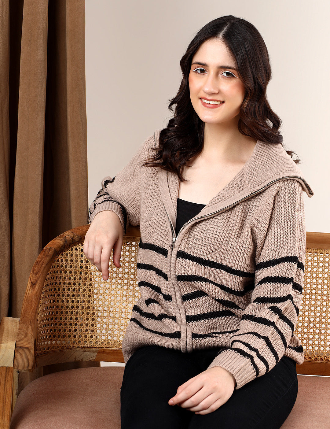 KOTTY Striped Collared Neck Casual Women Multicolor Sweater 