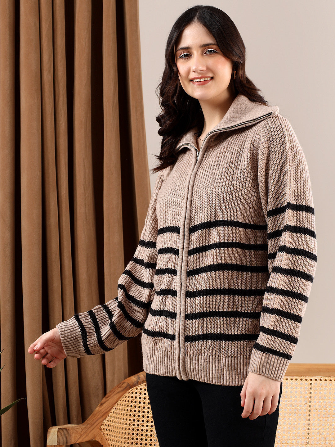 KOTTY Striped Collared Neck Casual Women Multicolor Sweater 