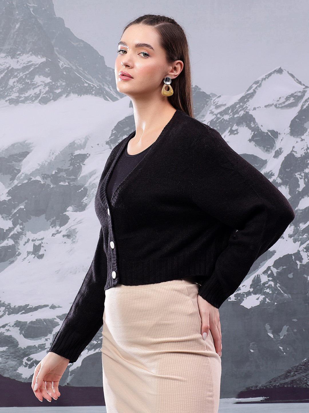 KOTTY Self Design V Neck Casual Women Black Sweater 