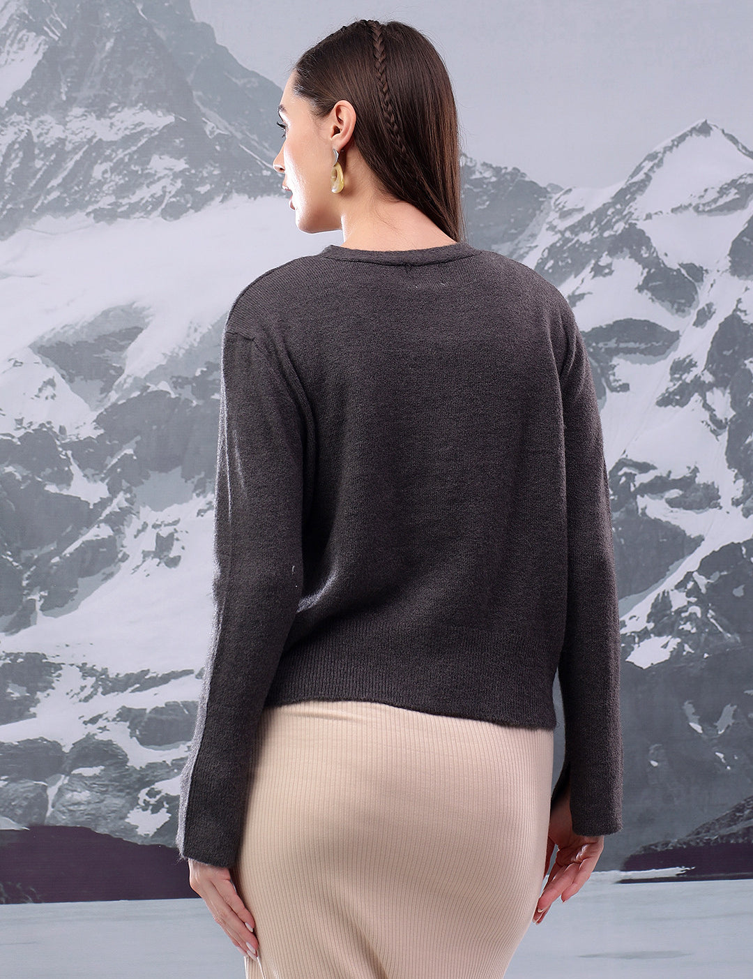 KOTTY Solid V Neck Casual Women Black Sweater 