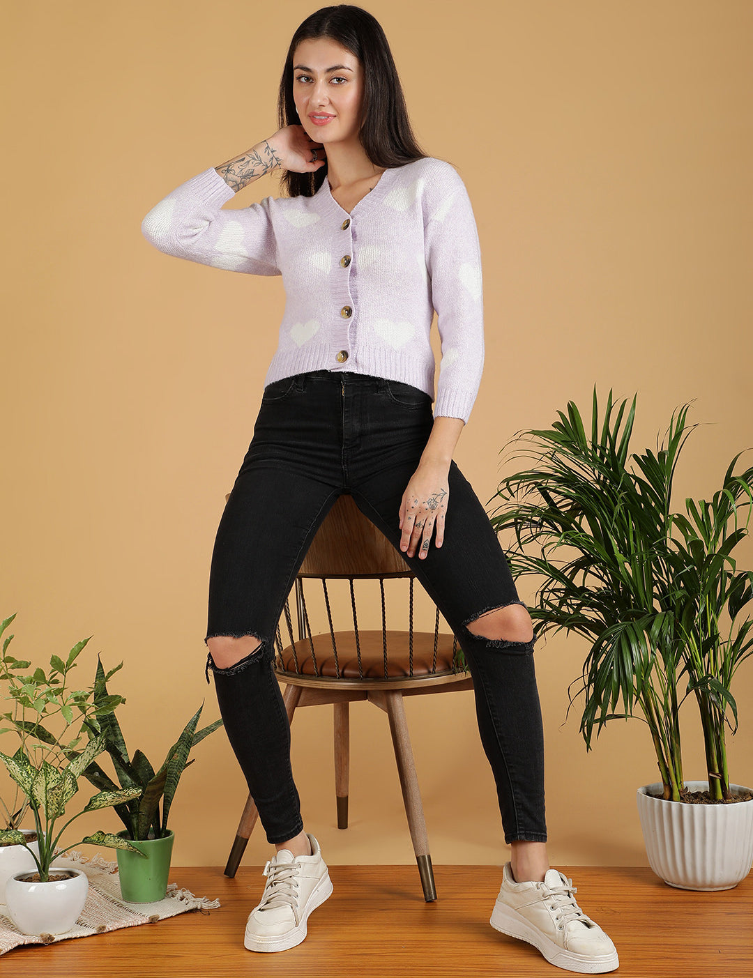 KOTTY Printed V Neck Casual Women White Sweater 
