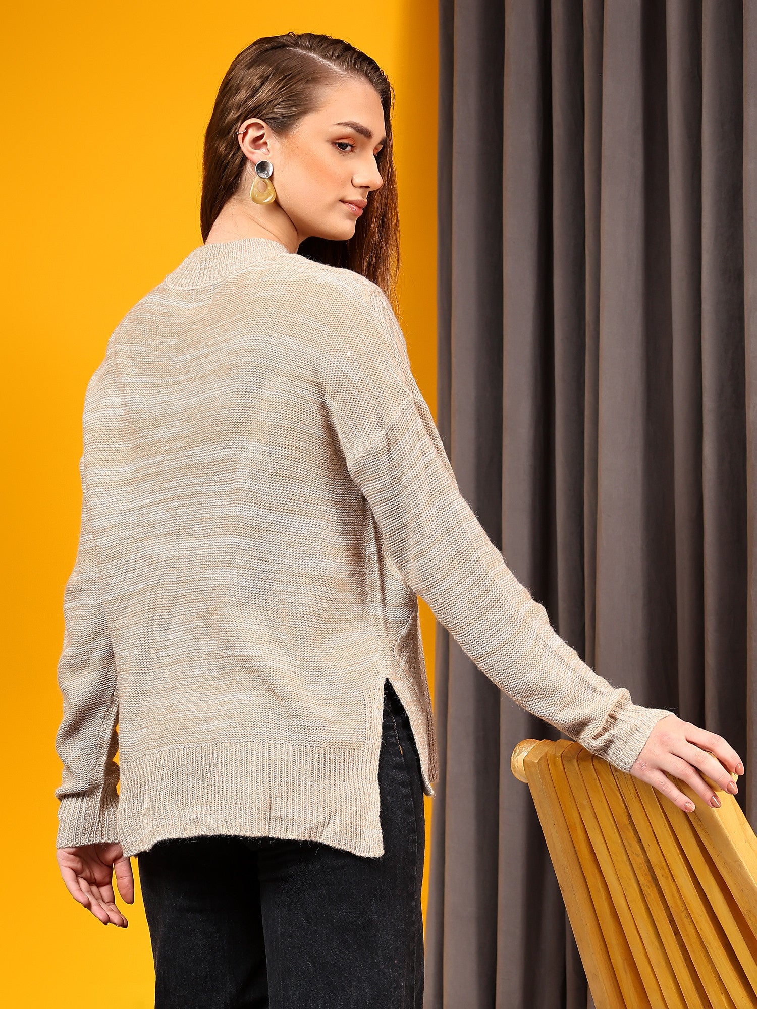 KOTTY Solid Round Neck Casual Women Beige Sweater 
