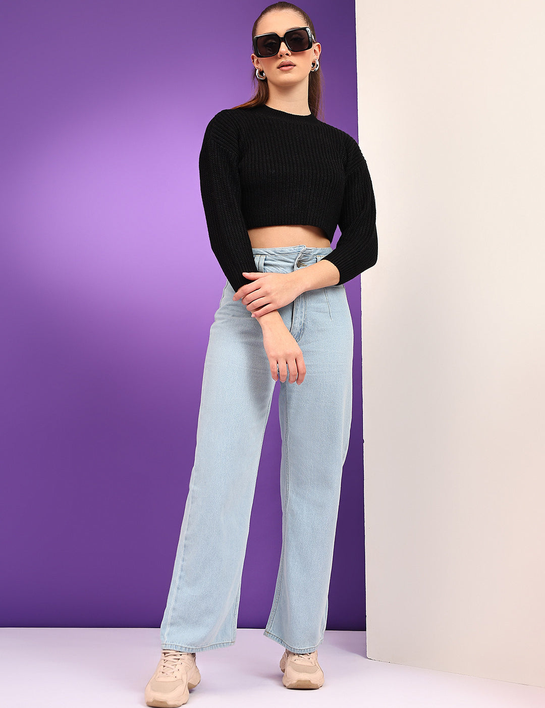 KOTTY Solid Round Neck Casual Women Black Sweater 