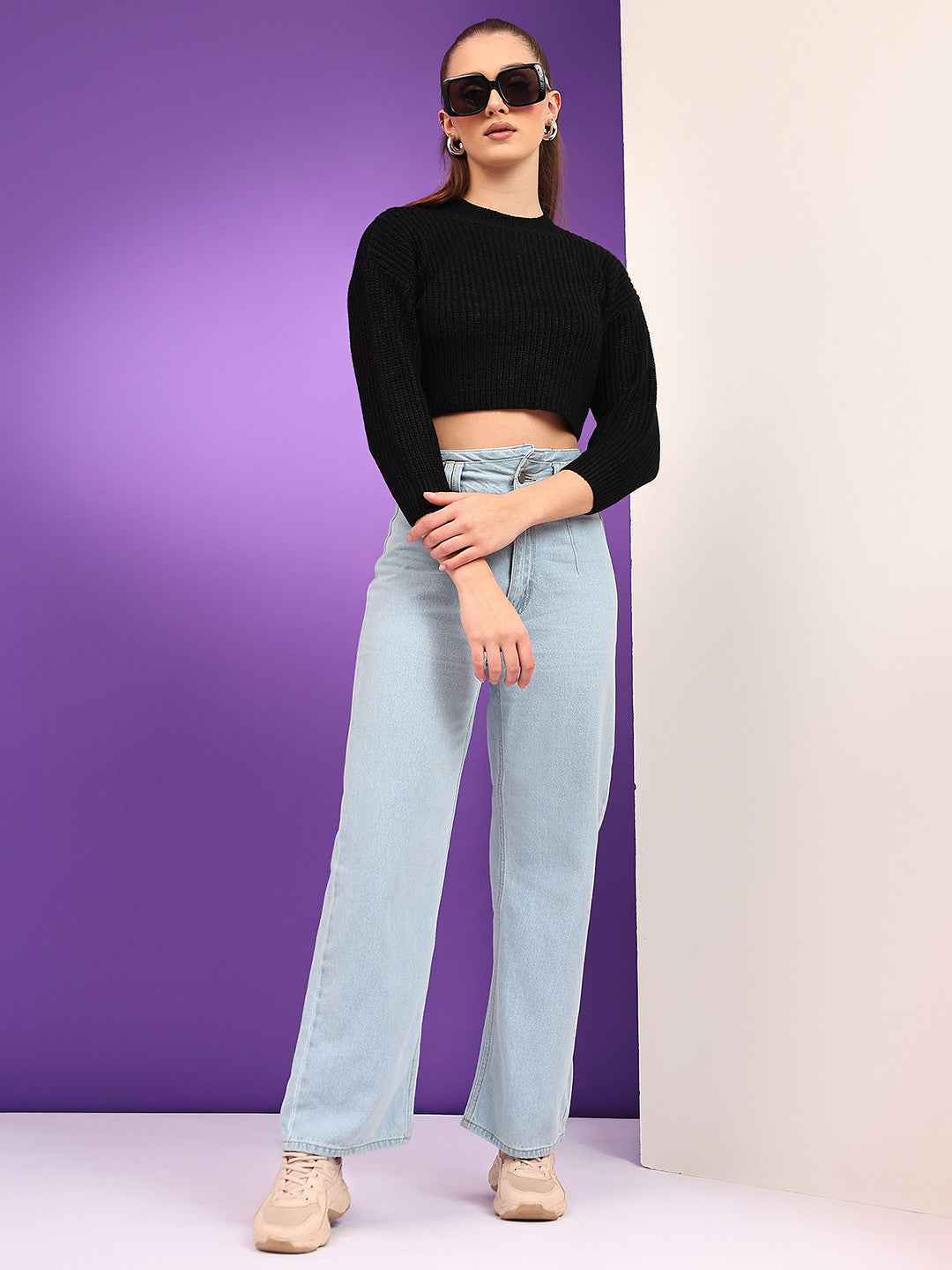 KOTTY Solid Round Neck Casual Women Black Sweater 