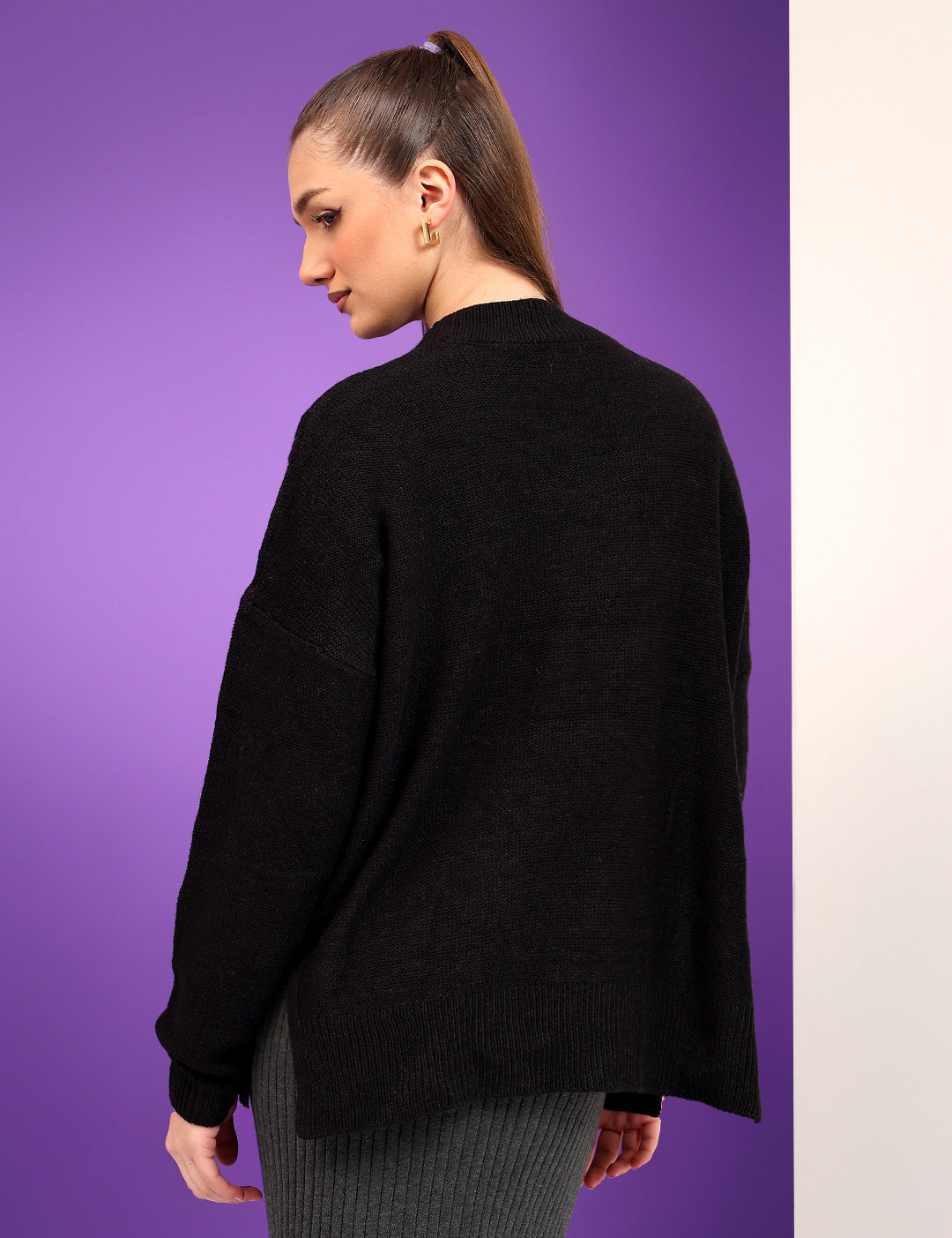 KOTTY Self Design Round Neck Casual Women Black Sweater 
