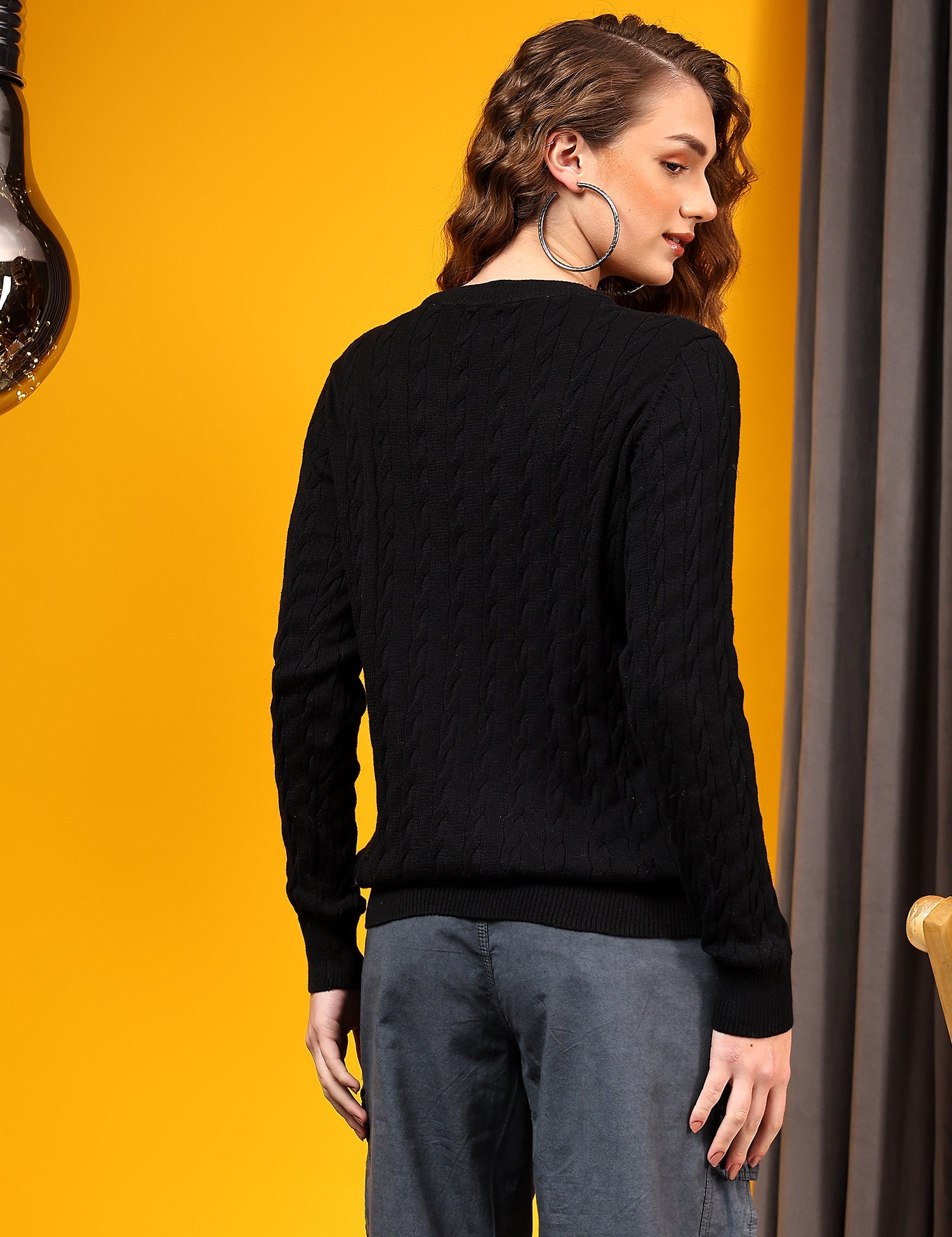 KOTTY Solid Round Neck Casual Women Black Sweater 