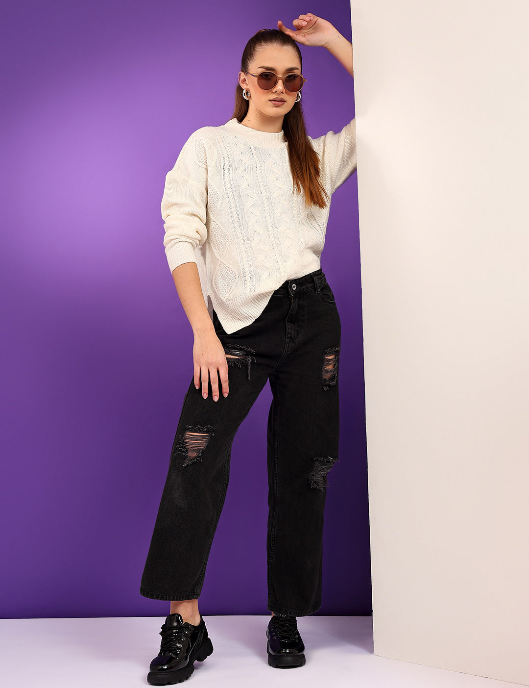 KOTTY Solid Round Neck Casual Women White Sweater 