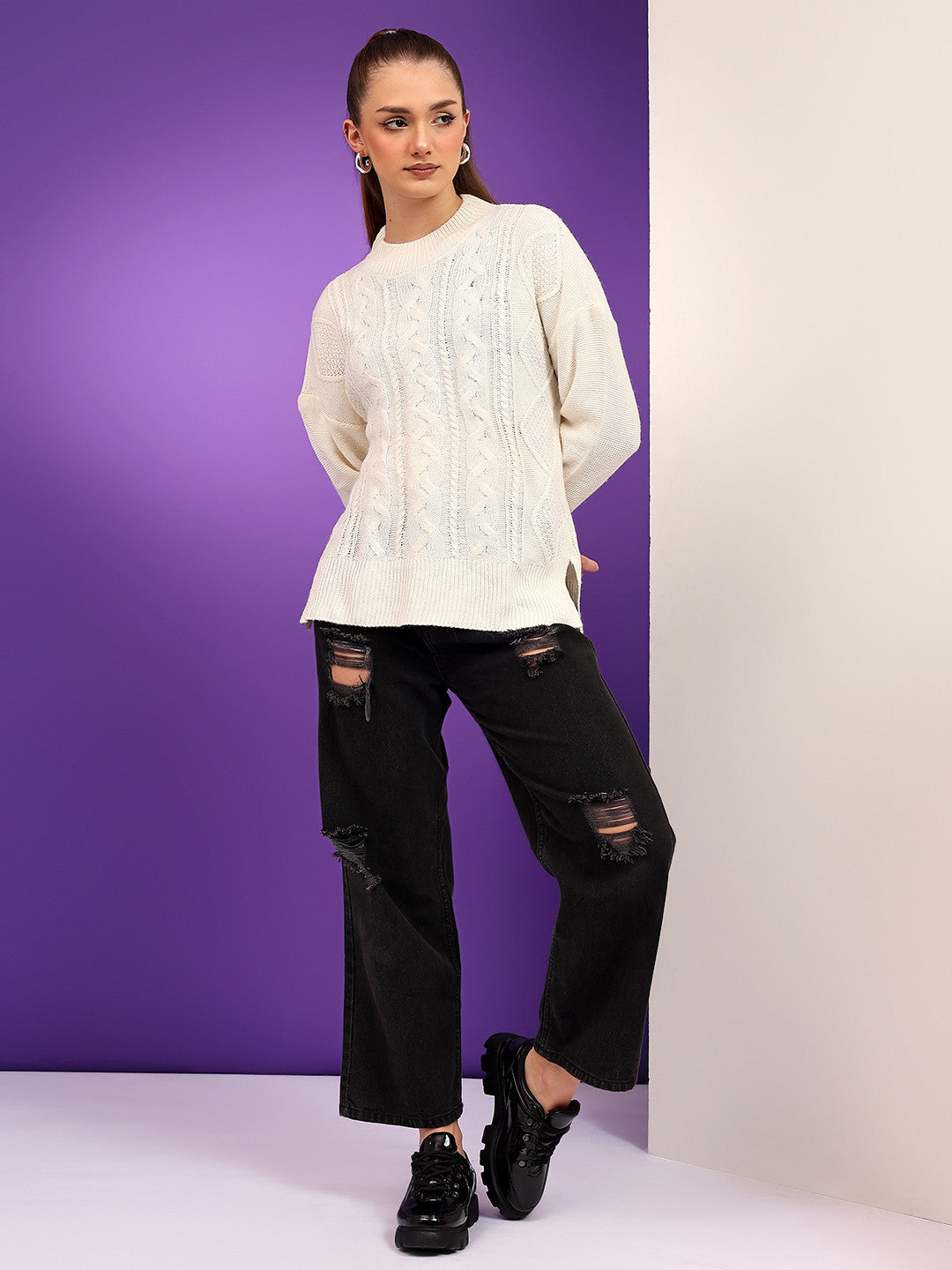 KOTTY Solid Round Neck Casual Women White Sweater 