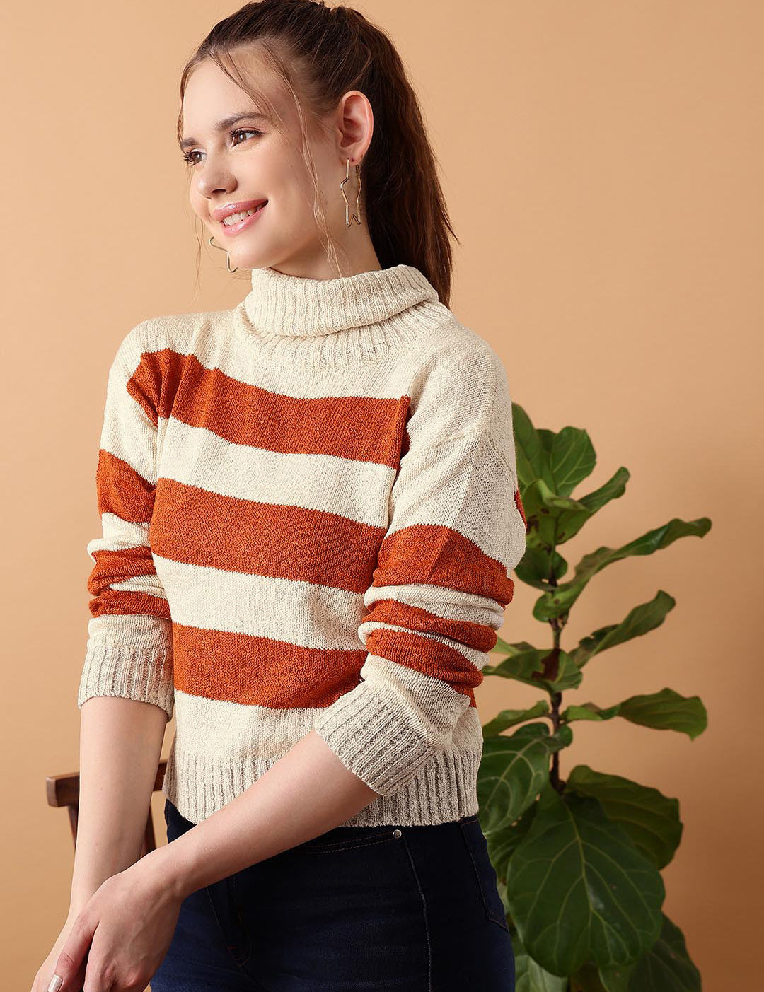 KOTTY Striped Round Neck Casual Women Multicolor Sweater 