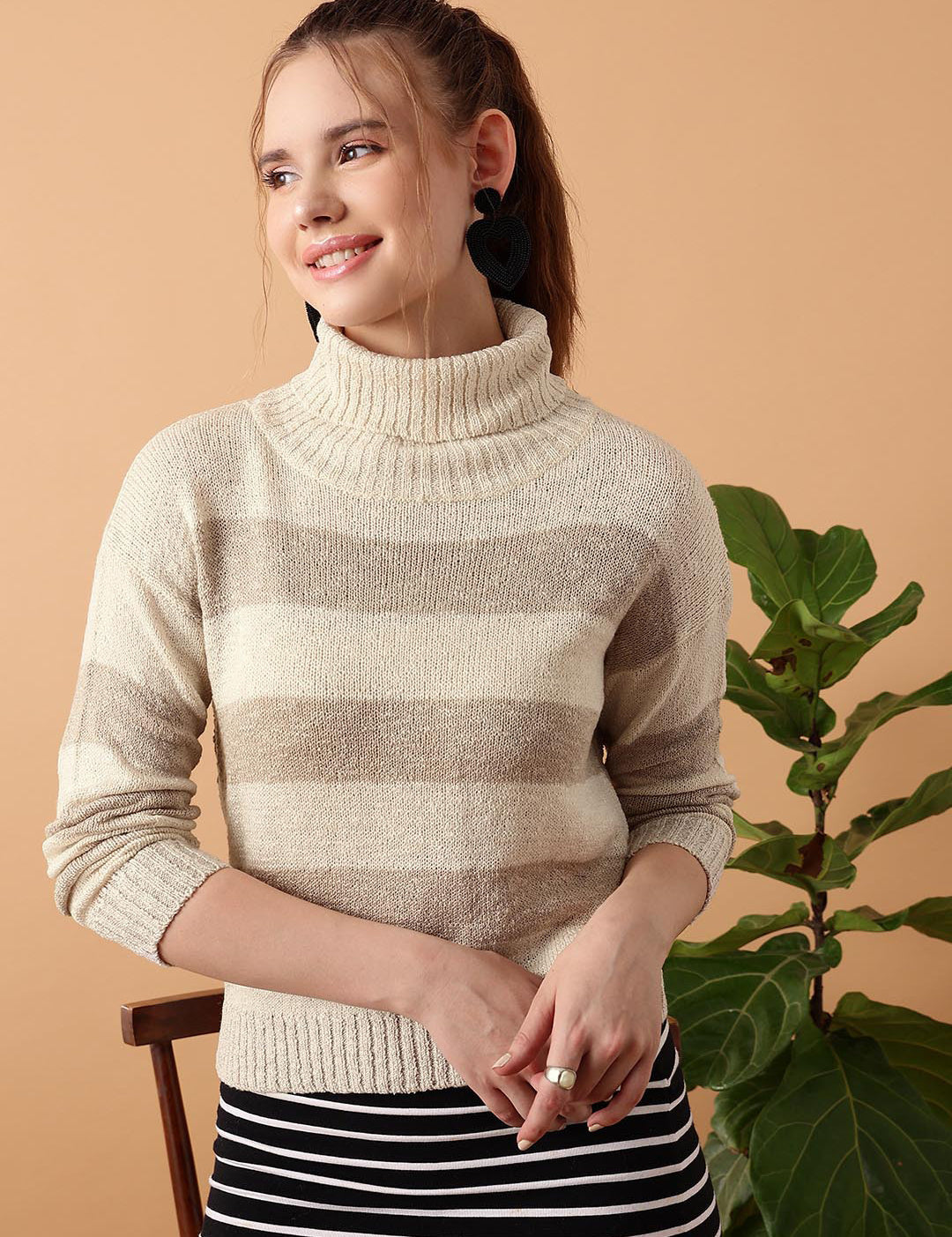 KOTTY Striped Round Neck Casual Women Multicolor Sweater 