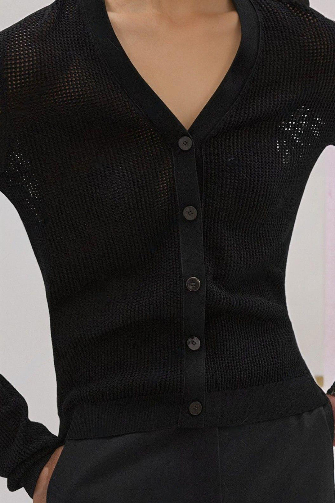 KOTTY Solid V Neck Casual Women Black Sweater 