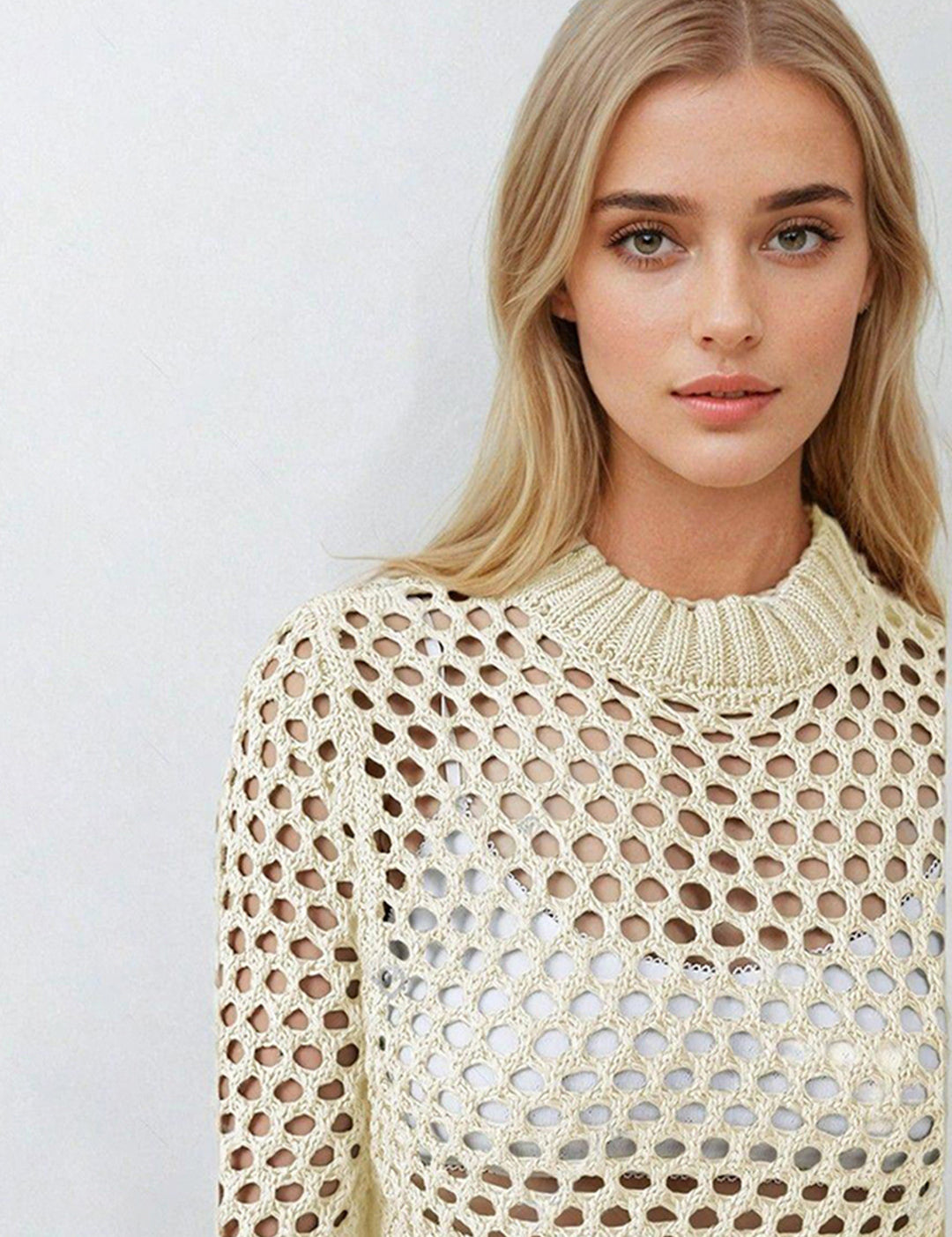 KOTTY Solid Round Neck Casual Women White Sweater 