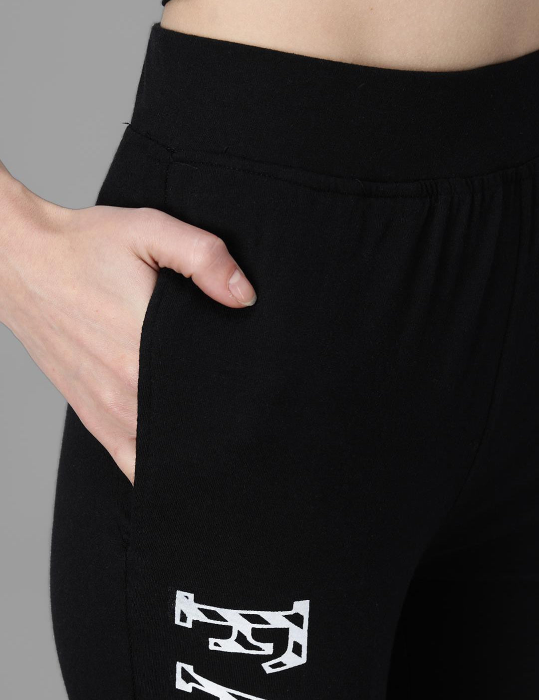 KOTTY Printed Women Black Track Pants 