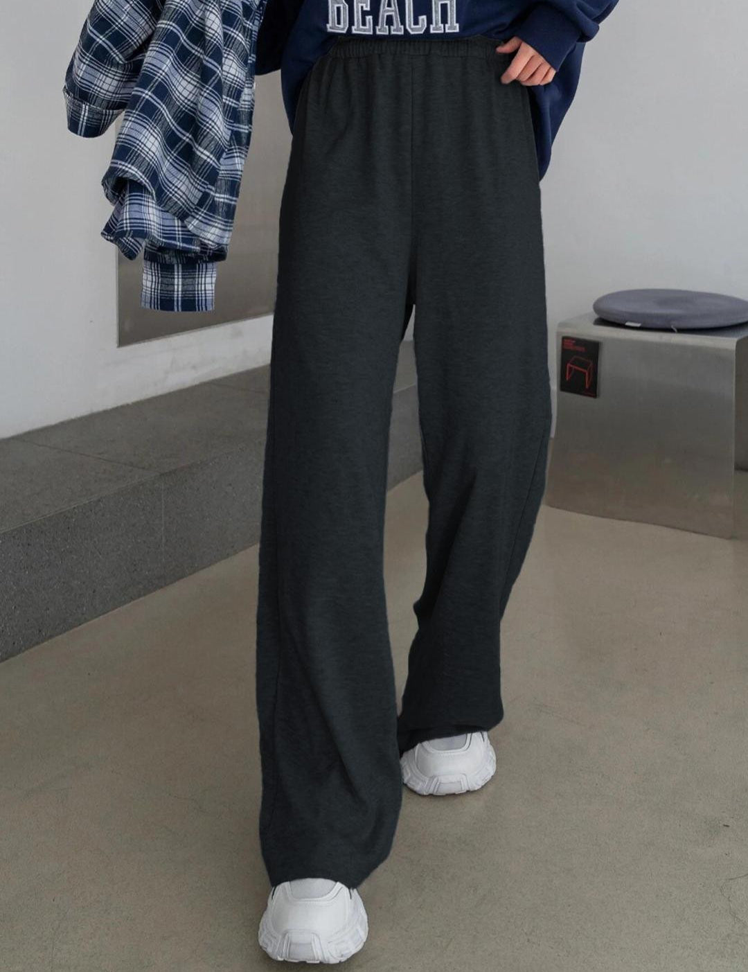 KOTTY Solid Women Black Track Pants 