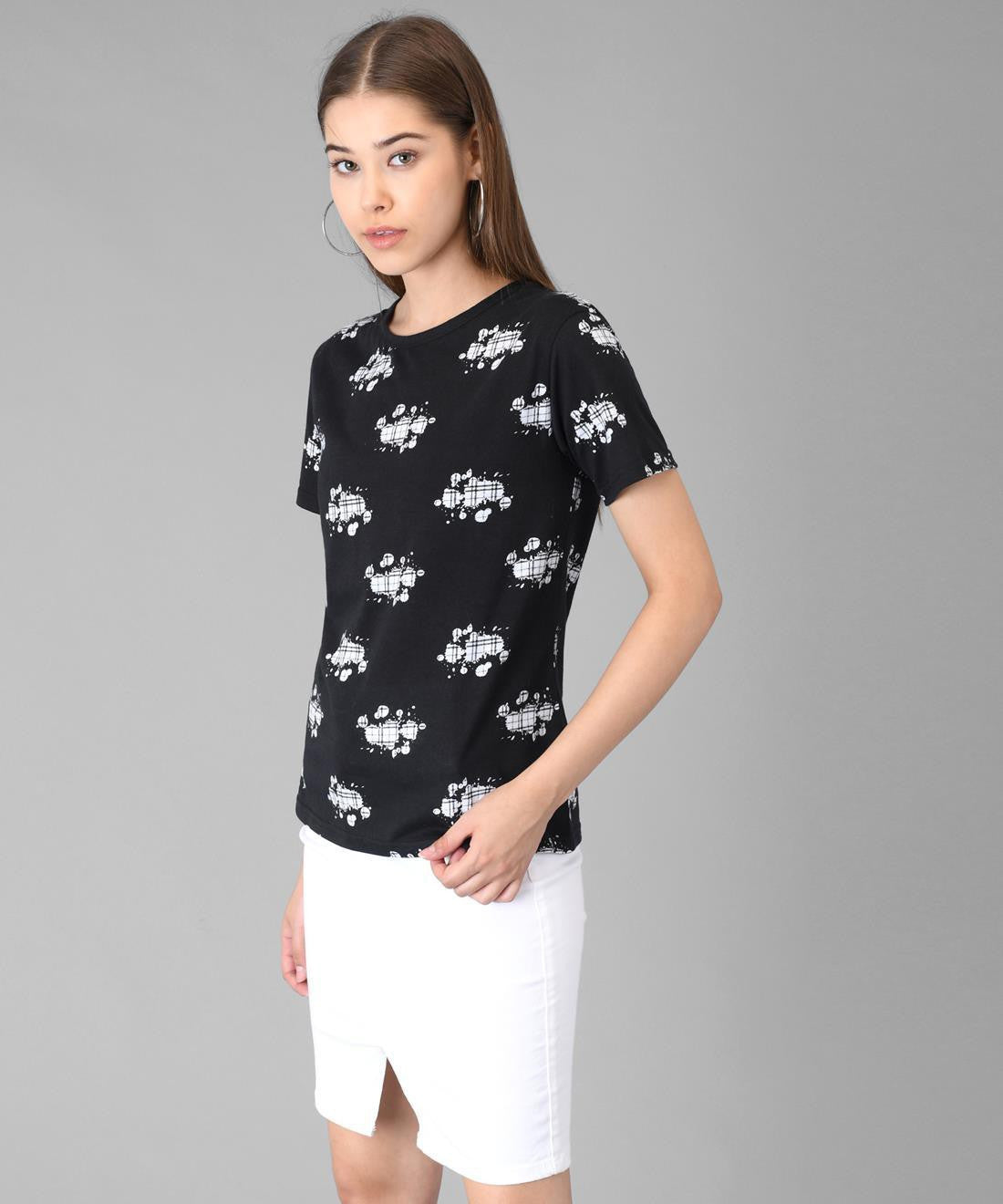 KOTTY Printed Women Round Neck Black T-Shirt 