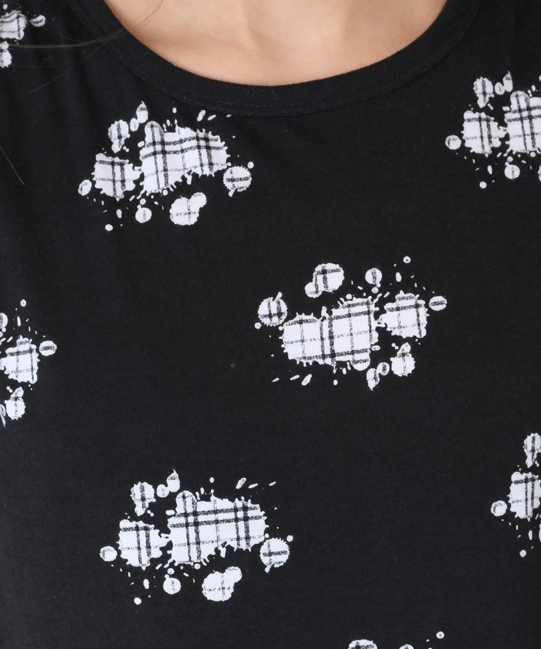 KOTTY Printed Women Round Neck Black T-Shirt 