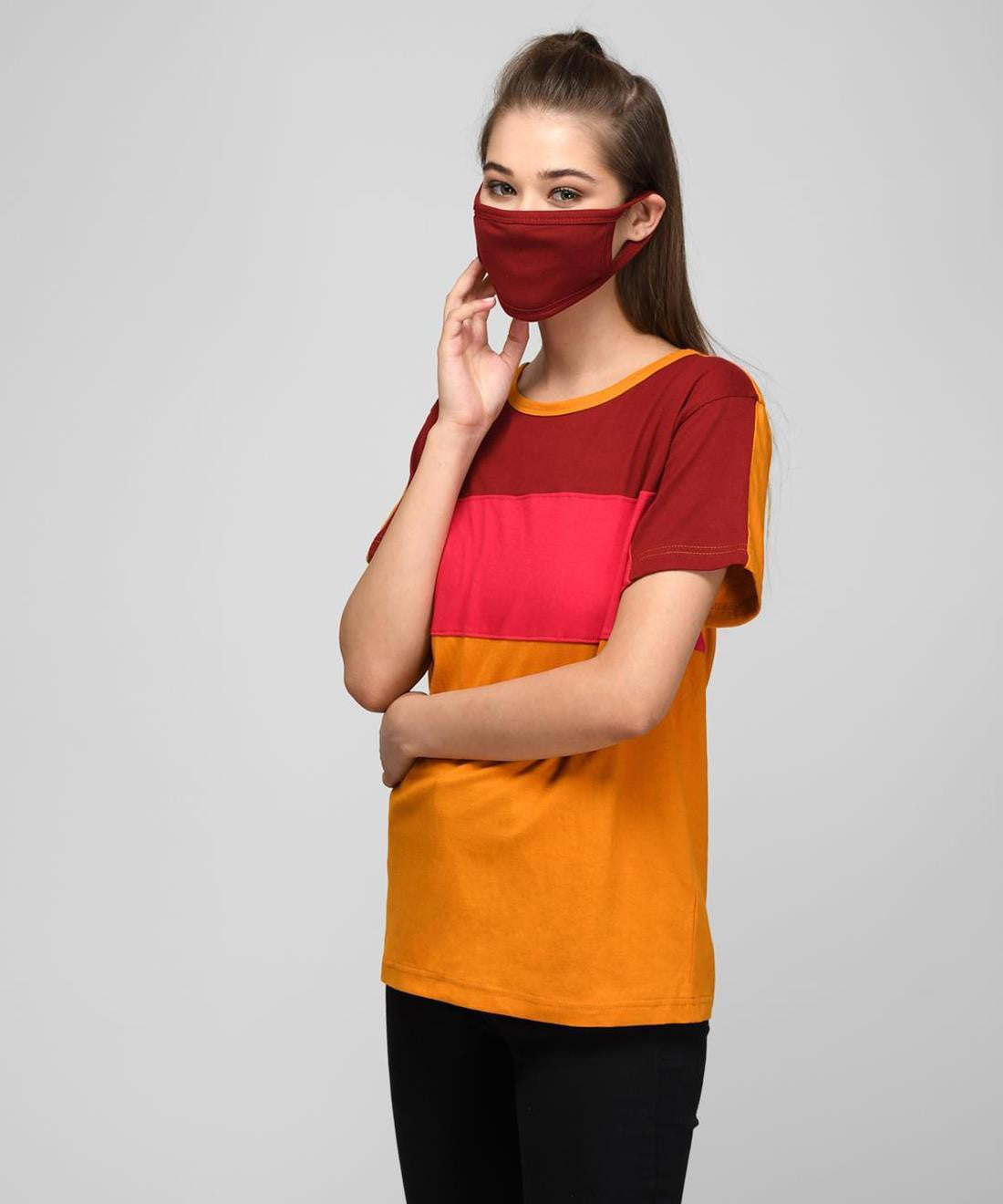 KOTTY Women's T-shirt With Mask