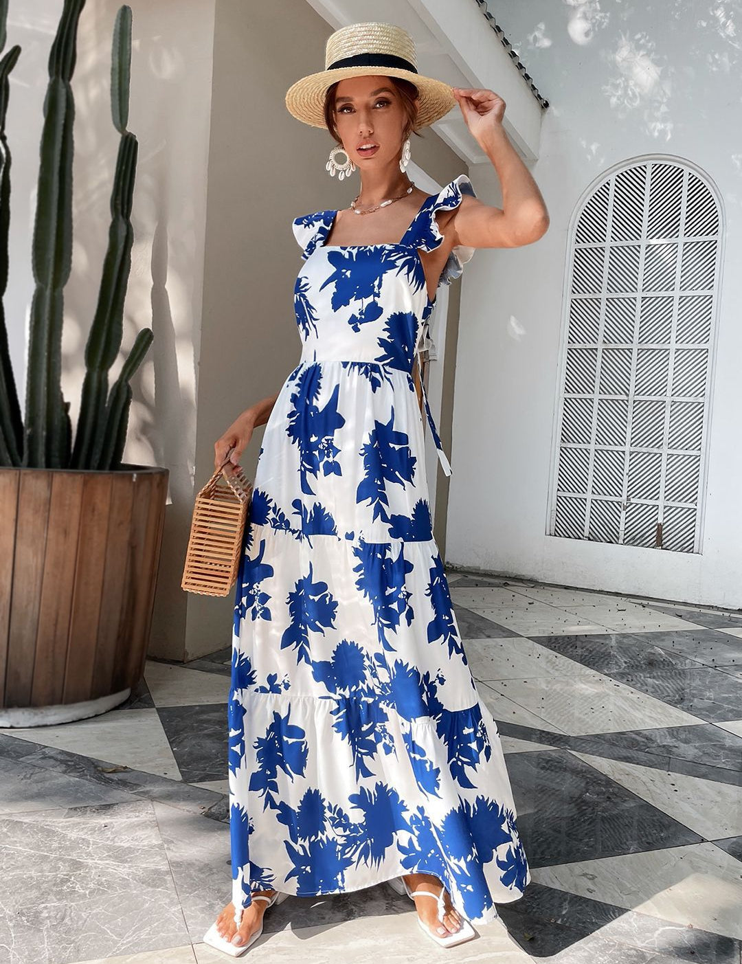 Kotty Women Floral Printed Square Neck Sleeveless Maxi Dress