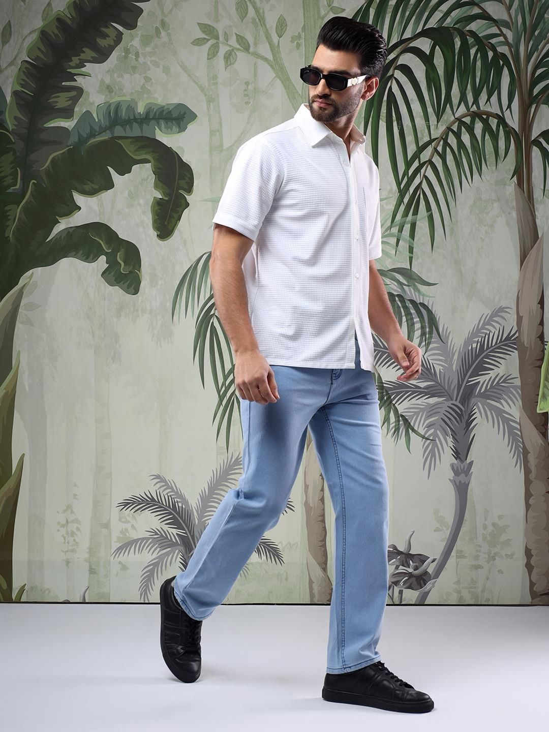 Kotty Men Spread Collar Textured Casual Shirt