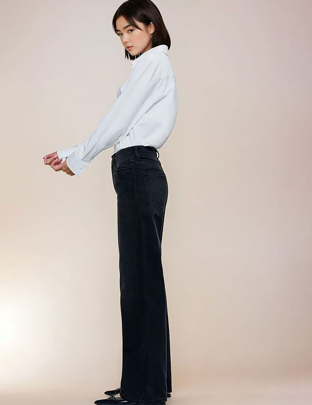 Kotty Women Straight Fit High-Rise Jeans