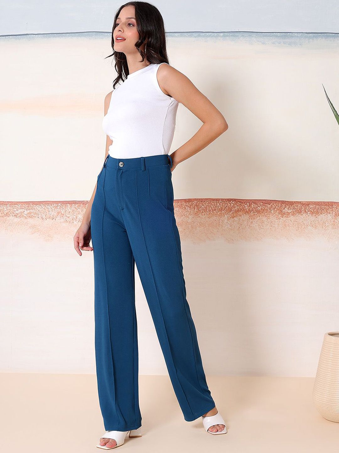 Kotty Relaxed-Fit Round Neck Crop-Top With Trousers Co-Ords
