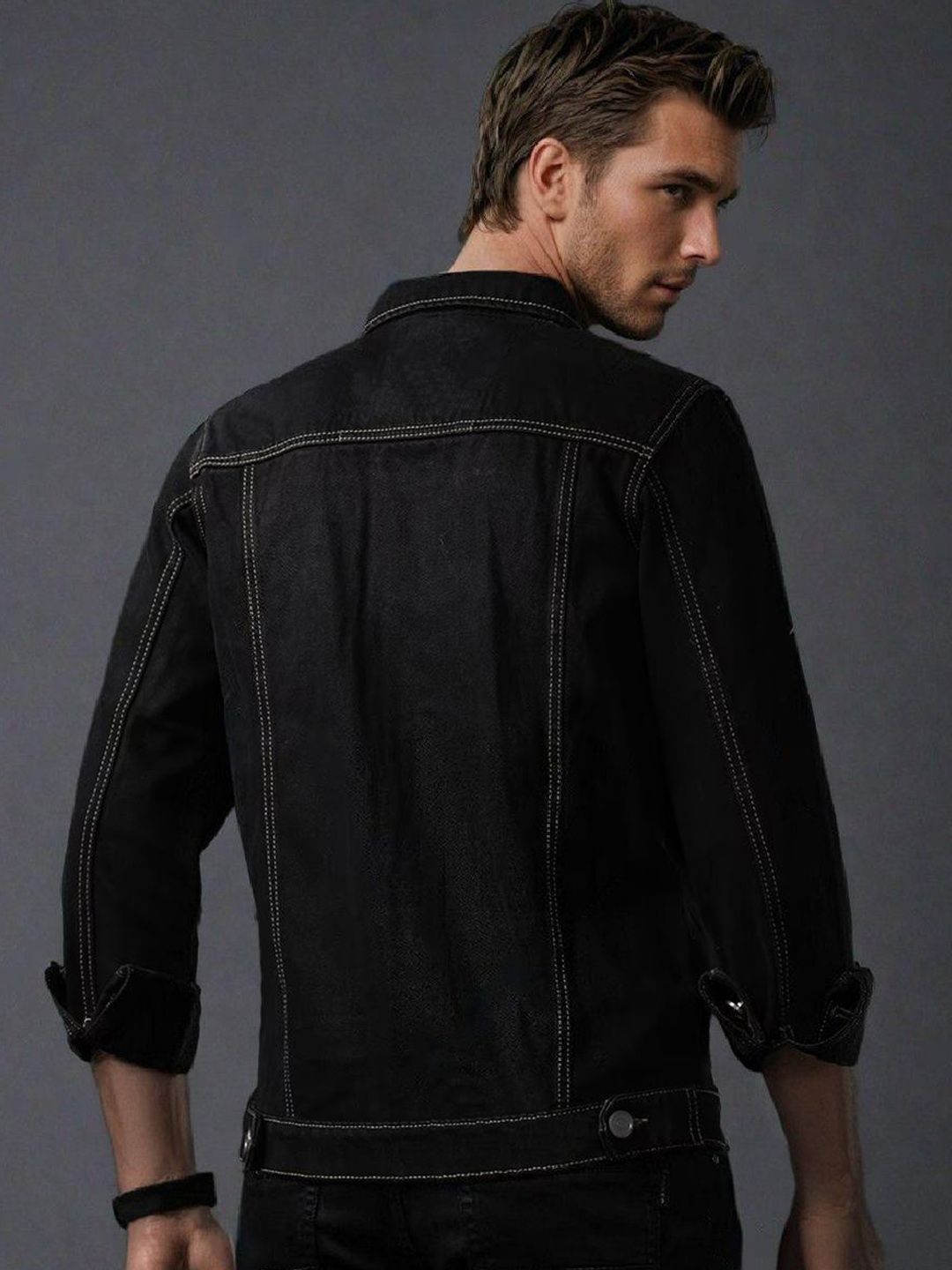 Kotty Men Solid Spread Collar Denim Jacket