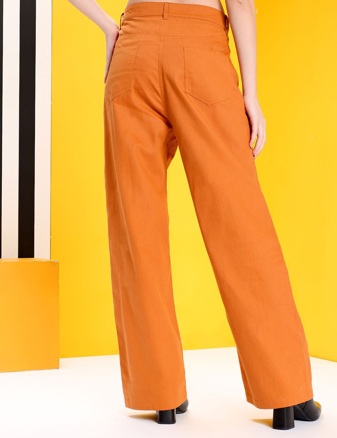 Kotty Women Jean Straight Fit High-Rise Stretchable Jeans