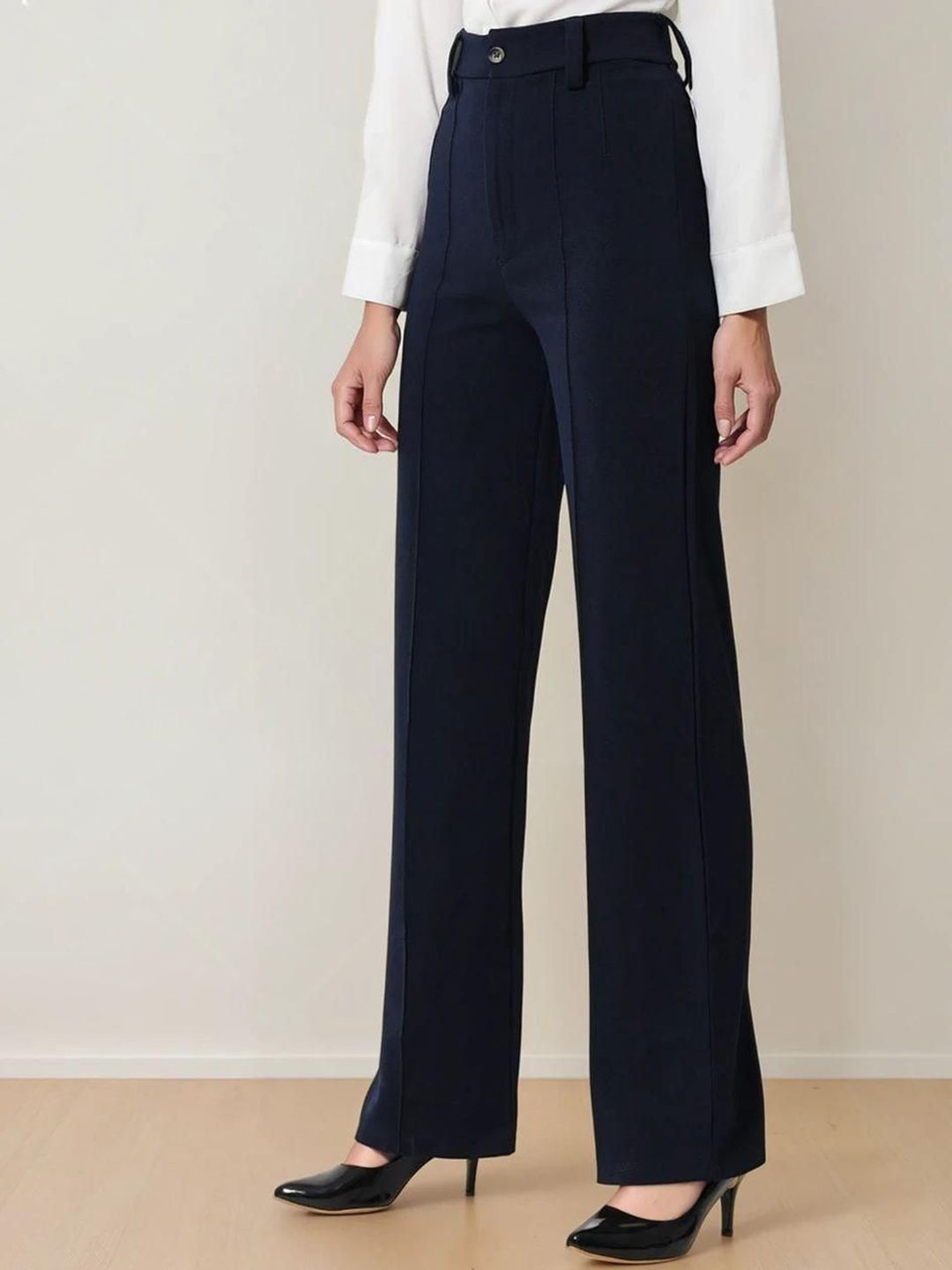 Kotty Women Straight Fit High-Rise Trousers