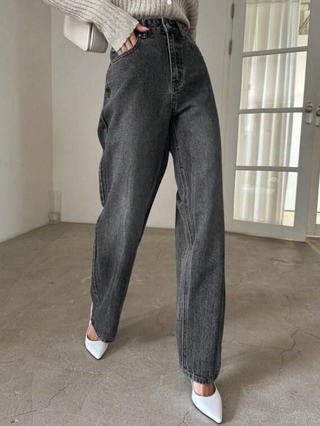 Kotty Women Jean Straight Fit High-Rise Stretchable Jeans