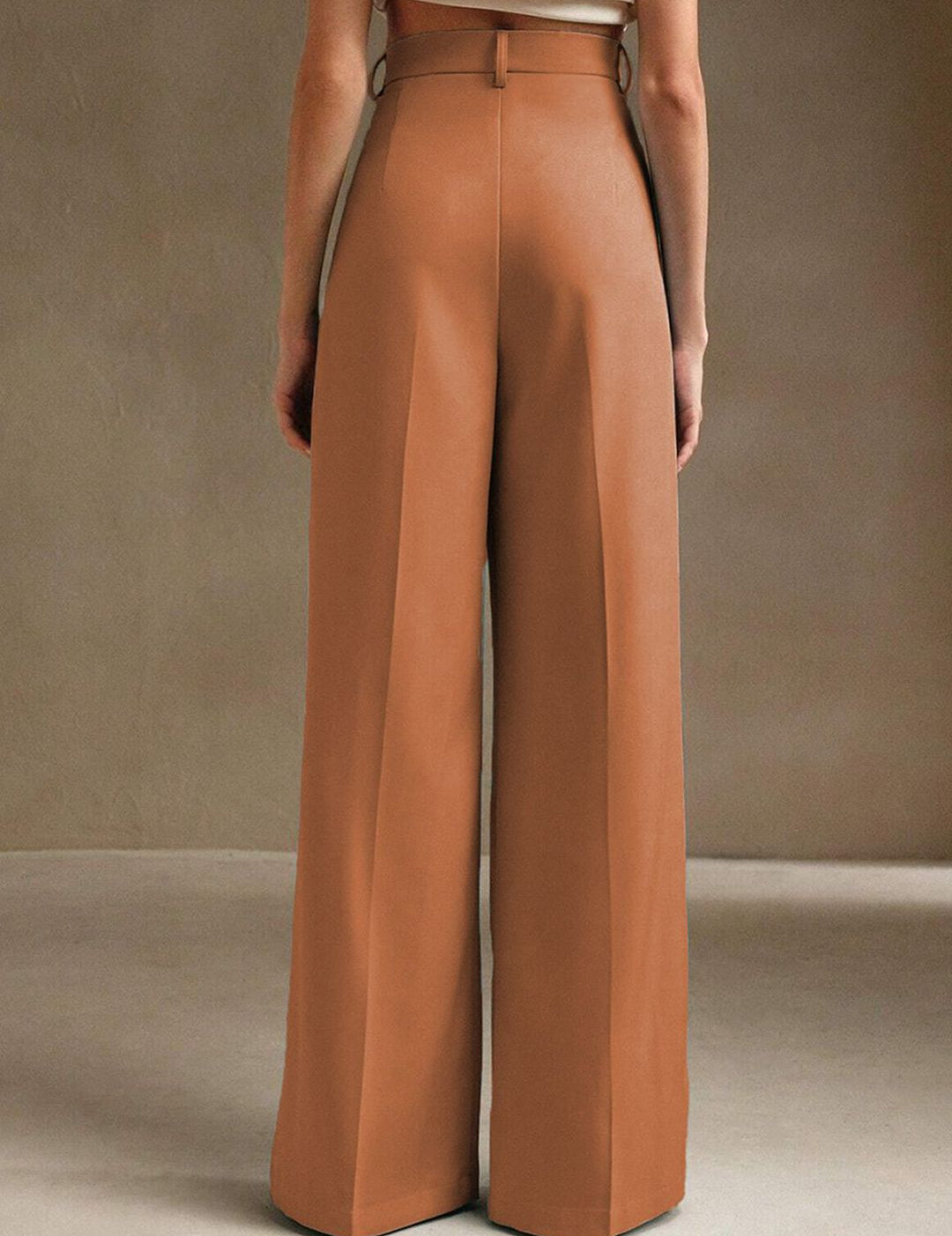 Kotty Women High-Rise Trousers