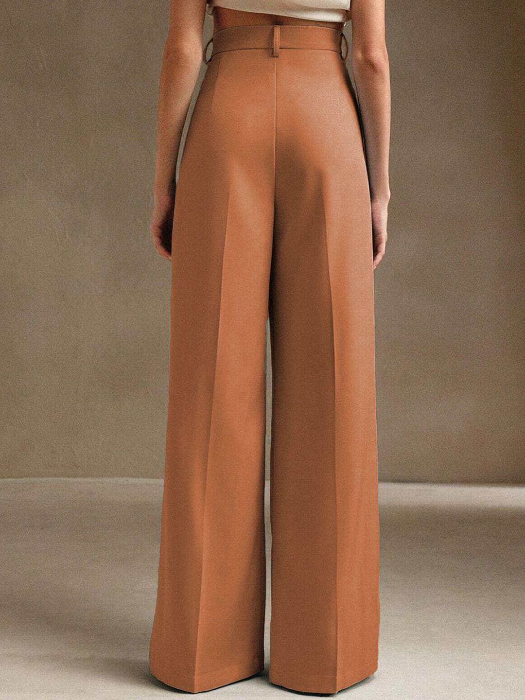 Kotty Women High-Rise Trousers