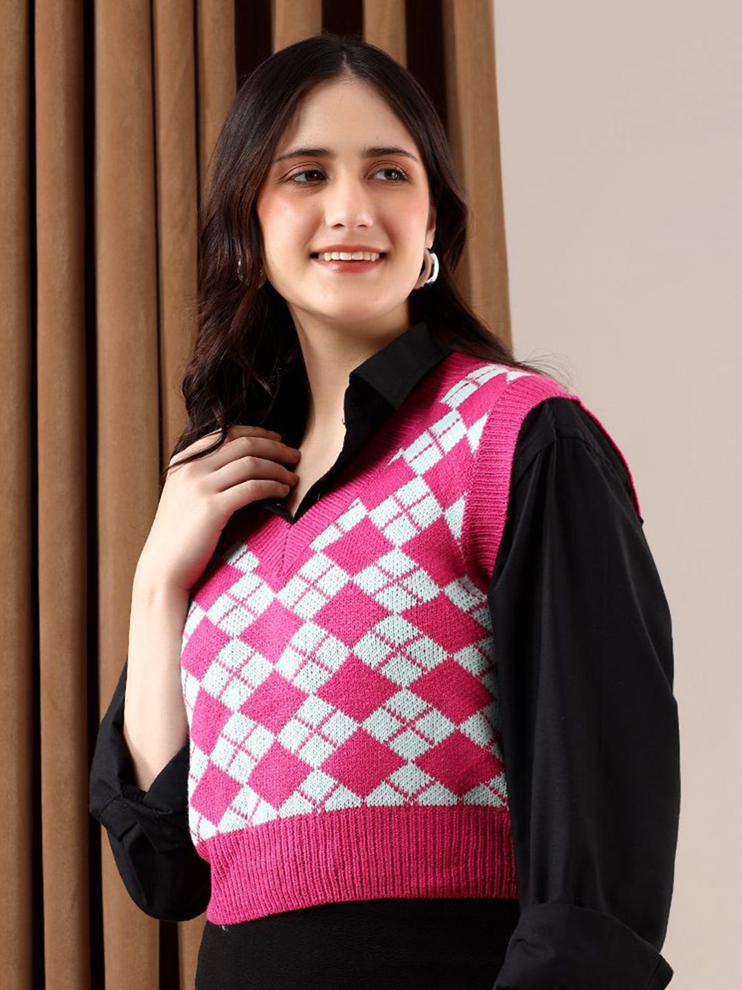 Kotty Women Chevron Printed Sweater Vest