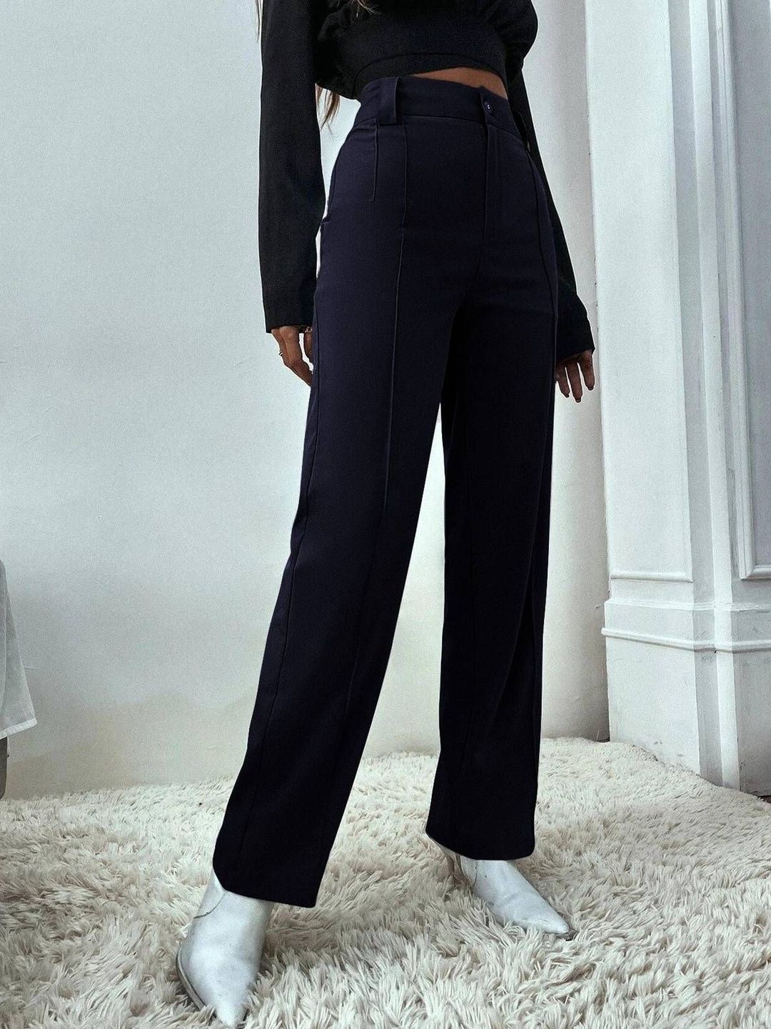 Kotty Women Relaxed Straight Leg High-Rise Trousers