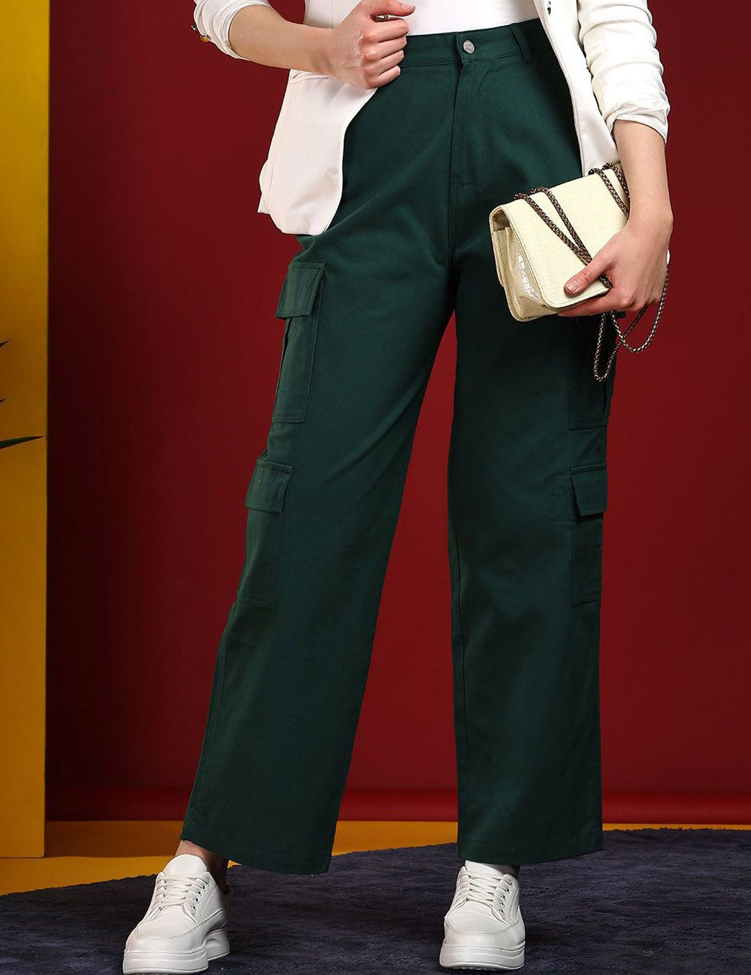 Kotty Womens Straight Fit High-Rise Stretchable Cargo Jeans