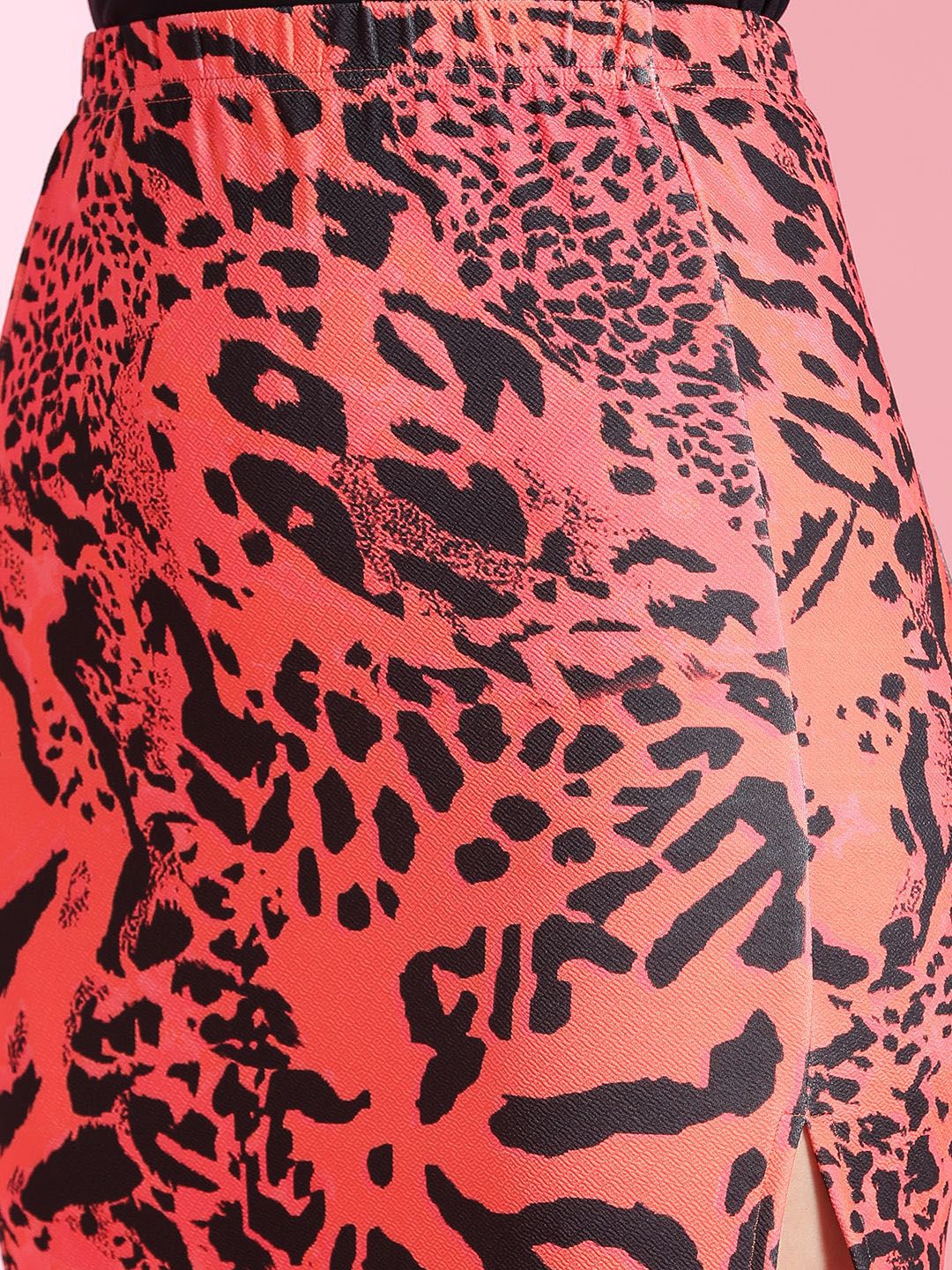  Kotty Printed Pencil Knee Length Skirts