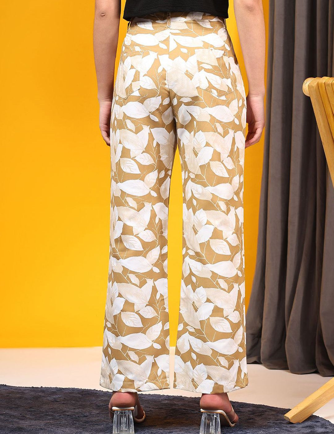 Kotty Women Relaxed Straight Leg Straight Fit Mid-Rise Easy Wash Trousers