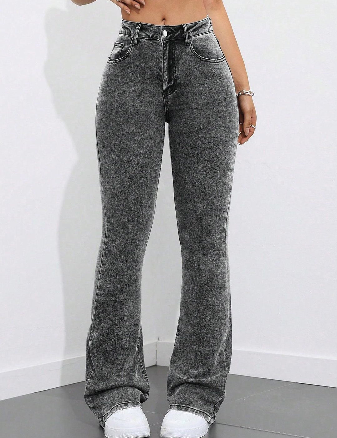 Kotty Women Flared High-Rise Stretchable Jeans