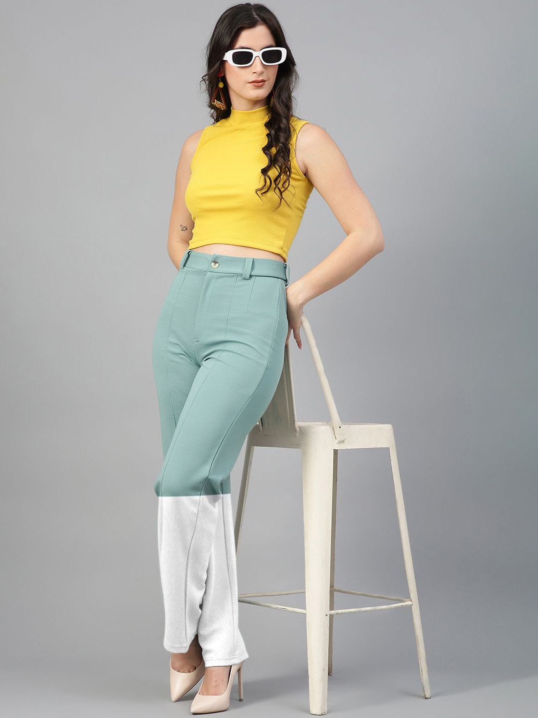 Kotty Women Colourblocked Straight Fit High-Rise Trousers