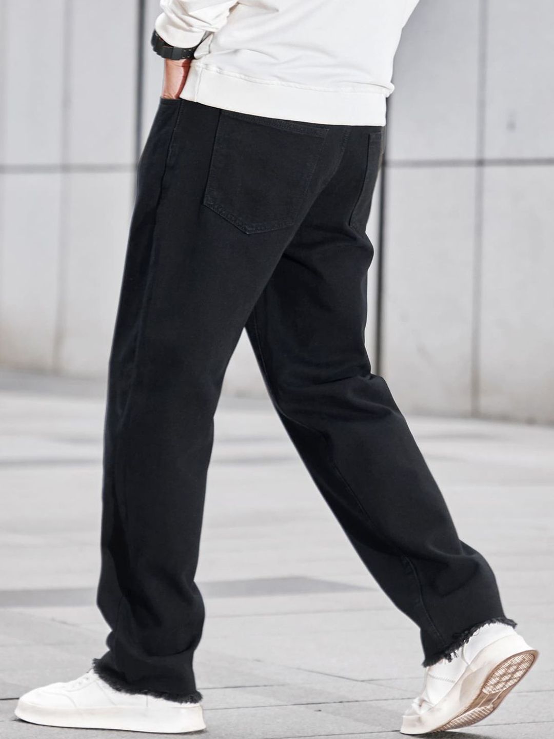 Kotty Men Low-Rise Stretchable Jeans