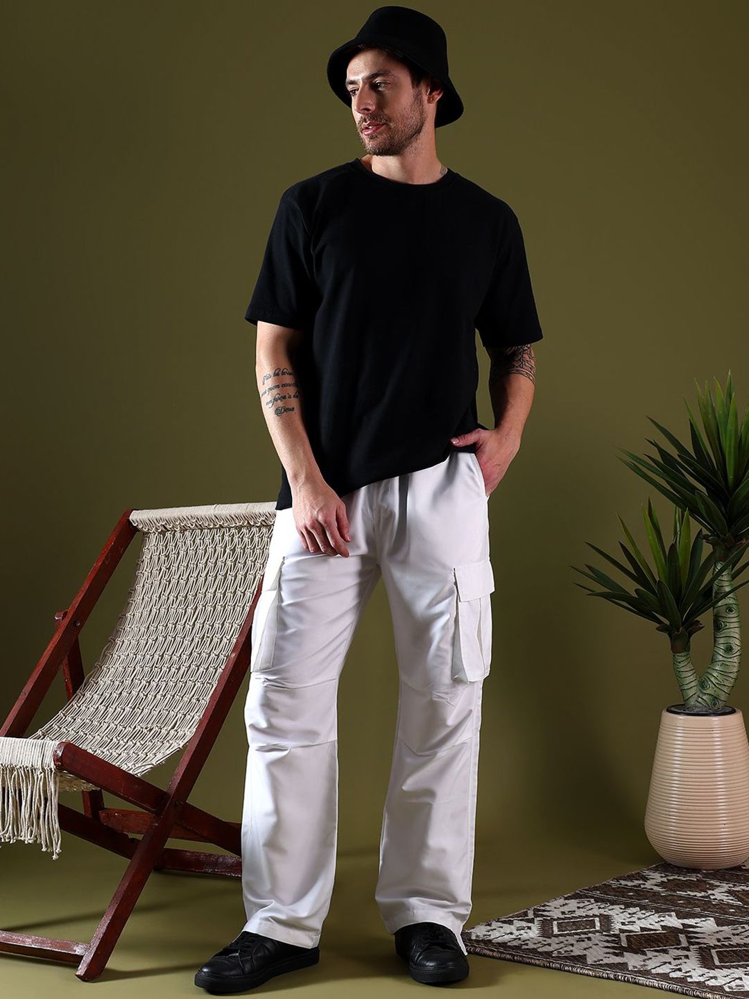 Kotty Men Relaxed Easy Wash Cargos Trousers