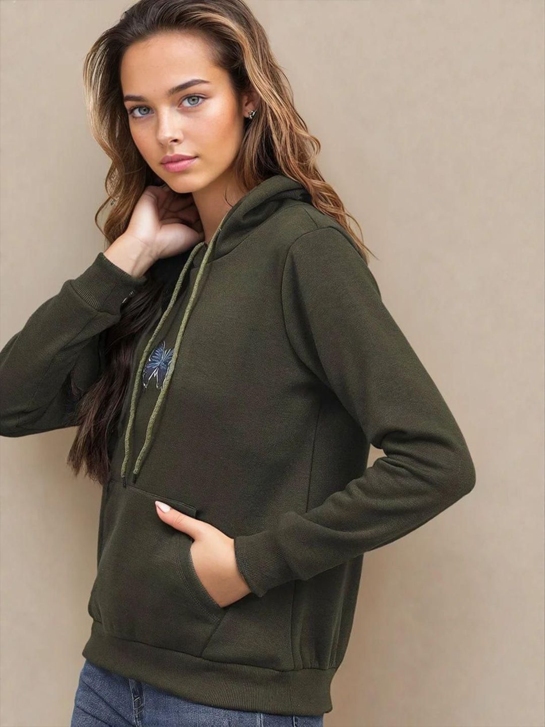 Kotty Women Printed Hooded Pullover Sweatshirt