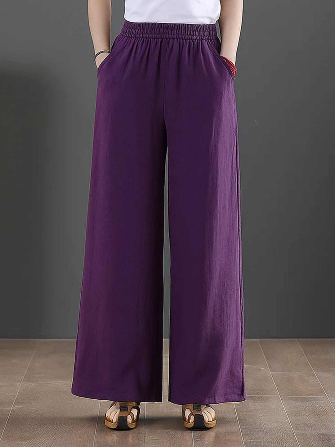Kotty Women Relaxed Straight Leg High-Rise Pleated Trousers