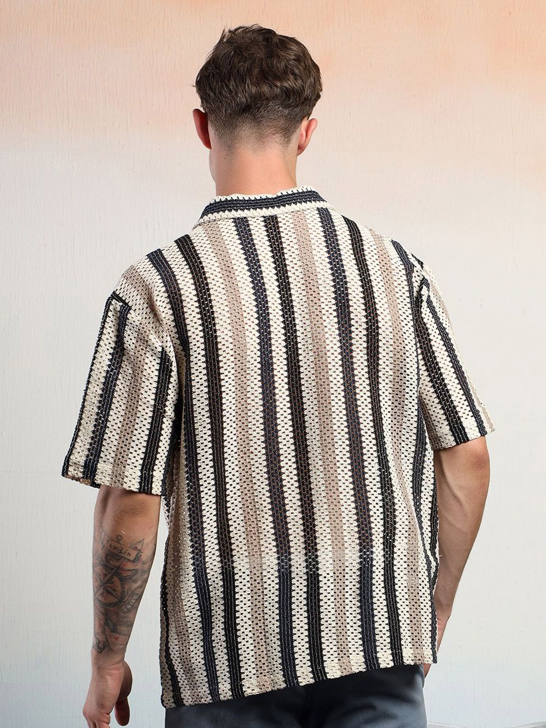 Kotty Vertical Stripes Cotton Spread Collar Short Sleeves Shirt