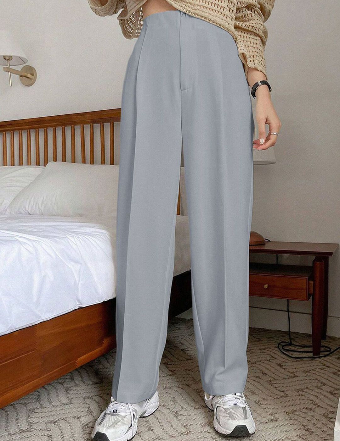 Kotty Women Relaxed Straight Leg Straight Fit High-Rise Cotton Pleated Formal Trousers