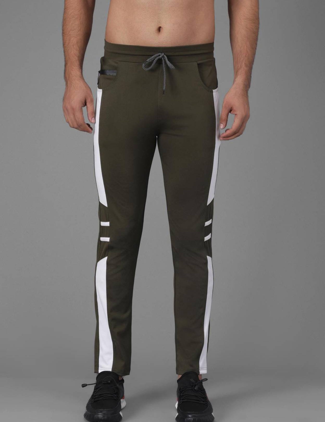 MenColorblockMulticolorTrackPants-0.jpg_3_8d78fe95-8353-4ad5-8ee4-516aa4fa1993.jpg