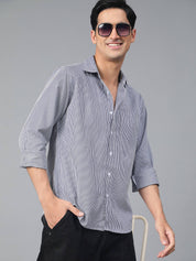 KOTTY  Men Regular Fit Checkered Spread Collar Casual Shirt