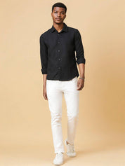 KOTTY  Men Regular Fit Self Design Spread Collar Casual Shirt